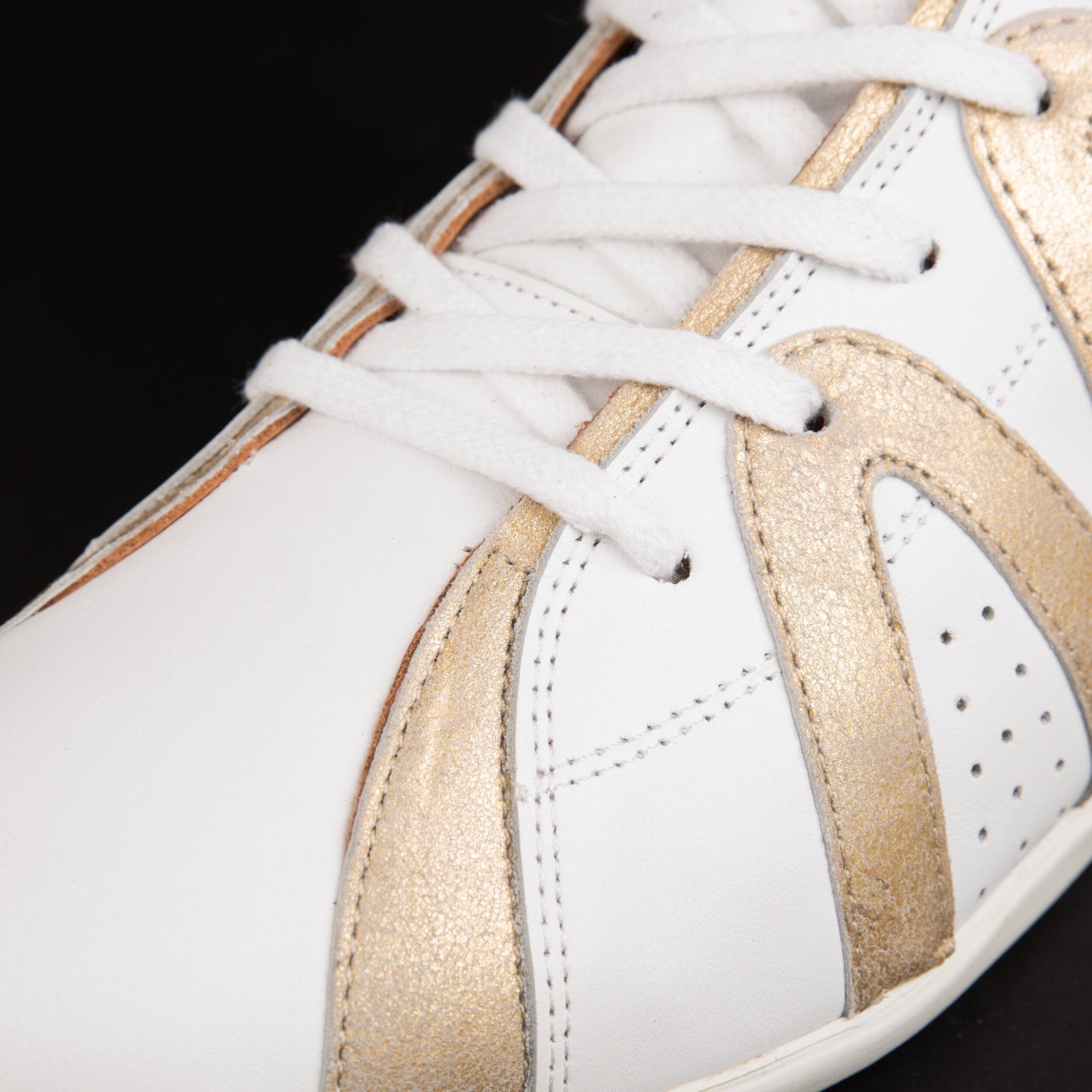 italian design High Top White Boxing Shoes Virtuos Boxing