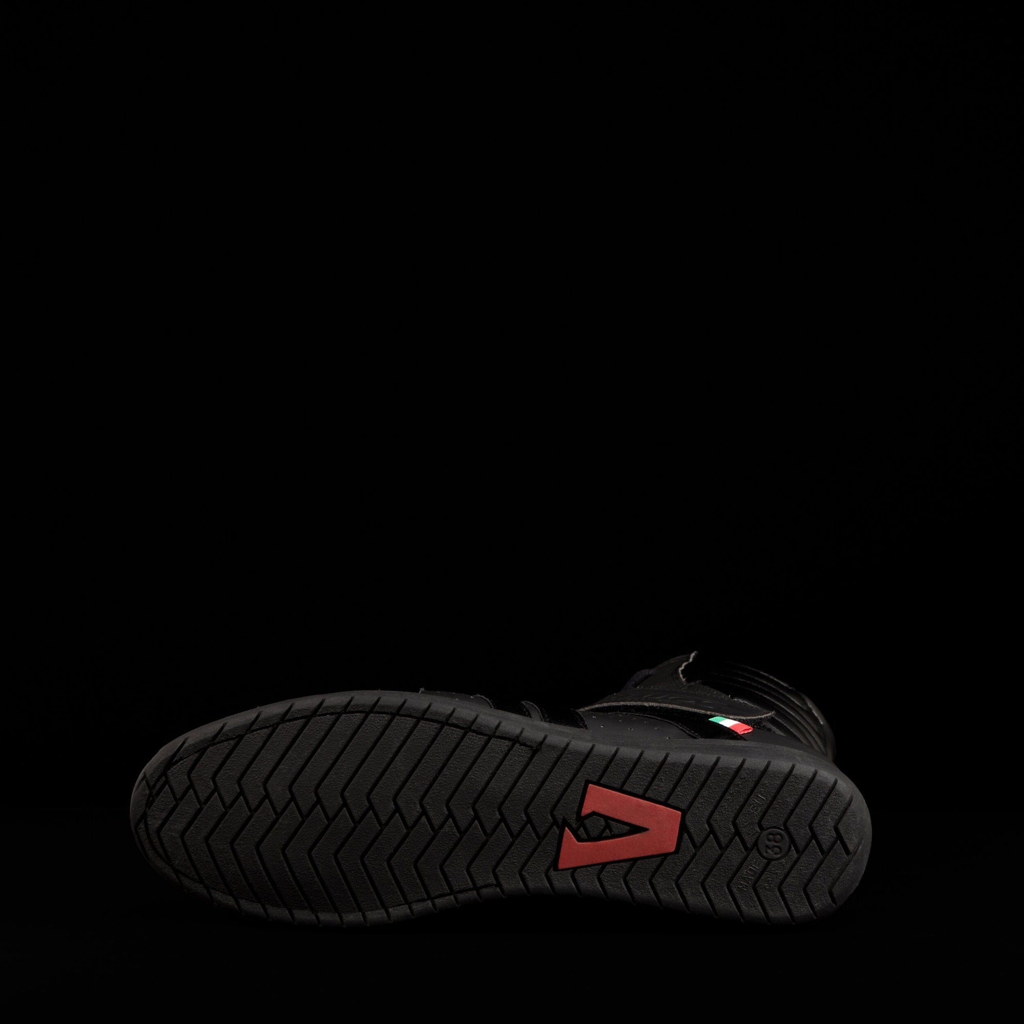 2024 black high top boxing shoes free shipping virtuosboxing